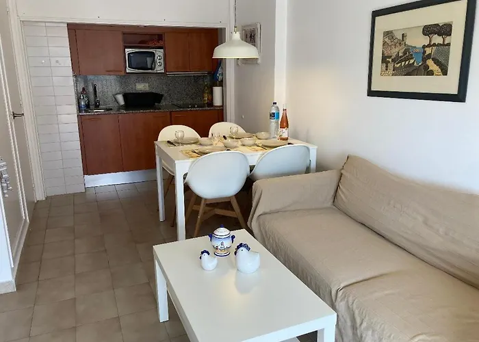 Sunny With Pool * טוסה דה מאר