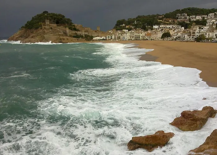 Sunny With Pool * טוסה דה מאר